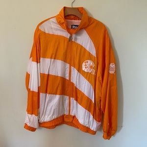 GBO! 🍊EUC Vintage Vols Windbreaker